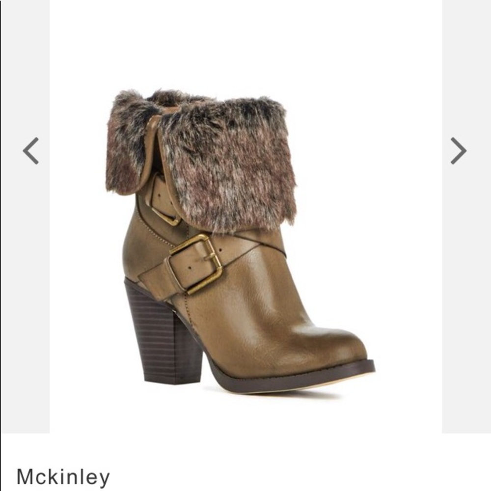 New Green- Taupe color McKinley style